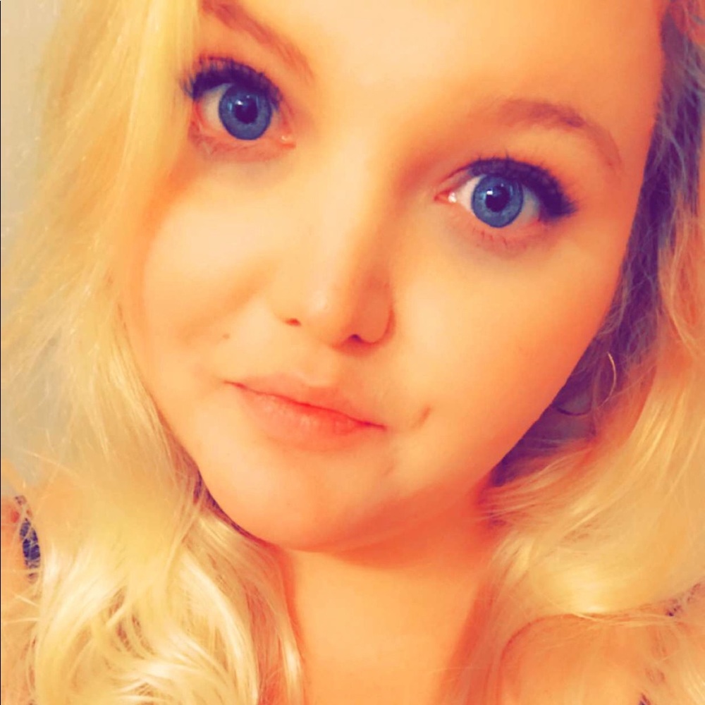 Meet your Posher, Samantha